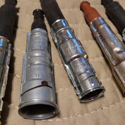 Lot 1041: Assorted Vintage MERCEDES BENZ Spark Plug Covers