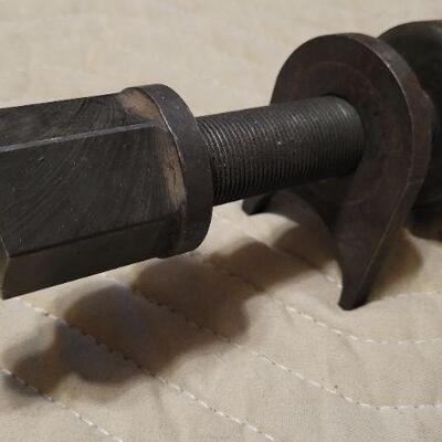Lot 1044: Vintage SAAB Auto Part 93-134