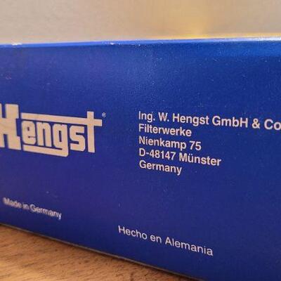 Lot 1047: Vintage New Stock KENGST MERCEDES BENZ Air Filter 