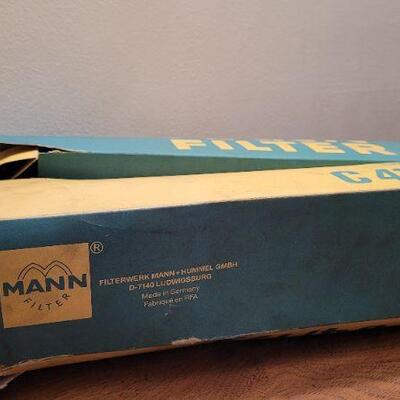 Lot 1052: Vintage New Stock MANN FILTER MERCEDES BENZ Air Filter 