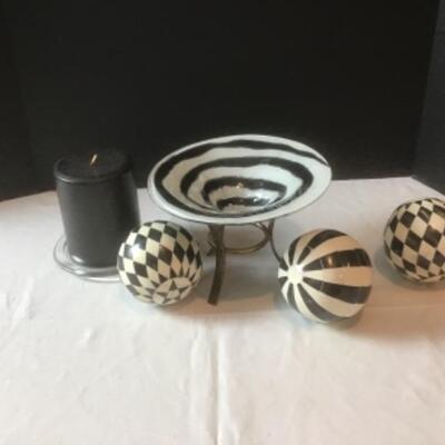 P - 1145 HandBlown Black and White Bowl on Metal Stand, Decorative Balls, Candle 