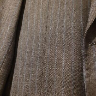 Lot 1060: Chiavari Mens Suit