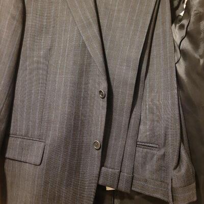 Lot 1060: Chiavari Mens Suit