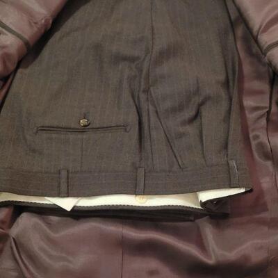 Lot 1064: Chiarelli Men's 42S Suit