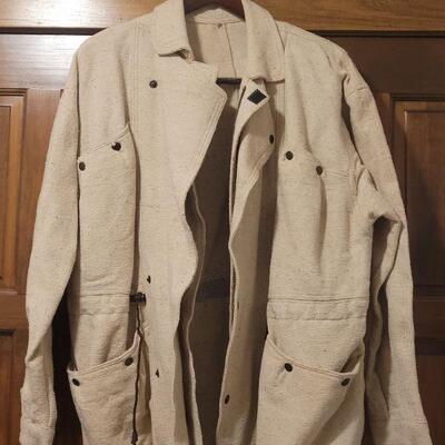 Lot 1065: Persian Men's XL Jacket 