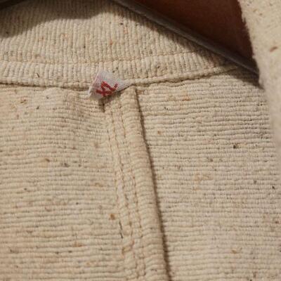 Lot 1065: Persian Men's XL Jacket 