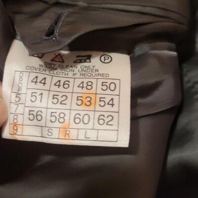 Lot 1067: Durban Men's Suit