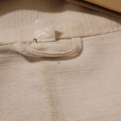 Lot 1068: Vintage Men's Persian Jacket XL