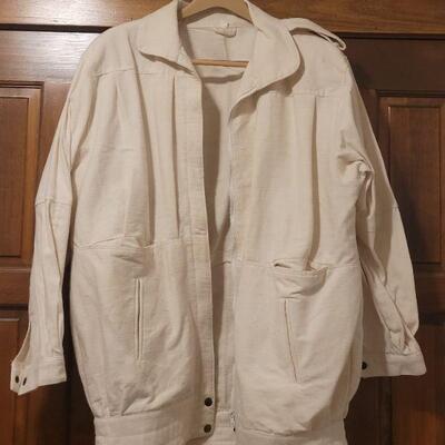 Lot 1068: Vintage Men's Persian Jacket XL
