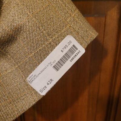 Lot 1072: NEW with Tags J. Pitner Suit