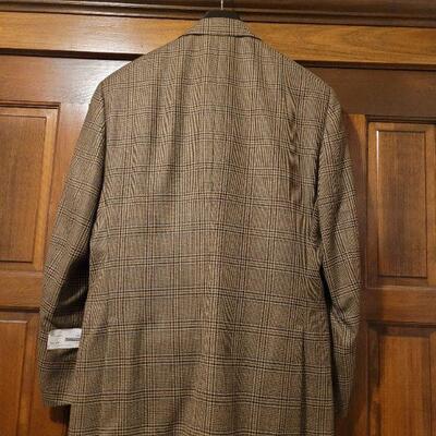 Lot 1073:  NEW with Tags J. Pinter Men's Suit