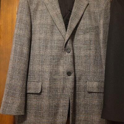 Lot 1076: (2) Mens Suit Jackets and (1) Pair of Dress Pants