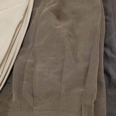 Lot 1077: (5) Pairs of Men's Dress Pants