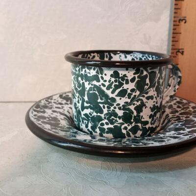 1403 = Small Enameled Tin Camo Cup and Sauser