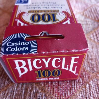 1117 - Vintage Bicycle Poker chips