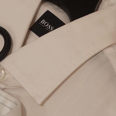 Lot 1081: (5) Men's Dress Shirts