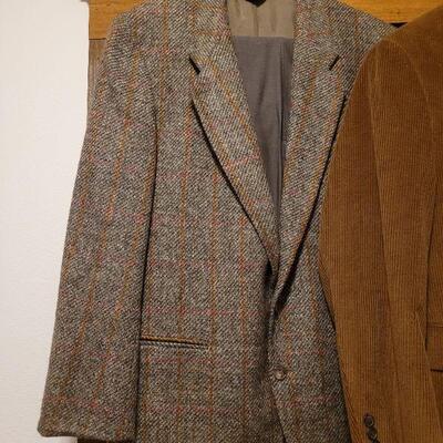 Lot 1082: (2) Men's Suits and a Corduroy Suit Jacket 