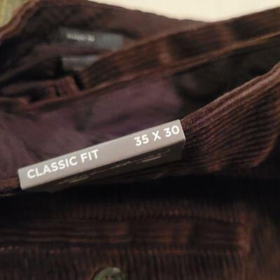 Lot 1100: (4) Pairs of Men's Corduroy Panta