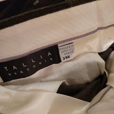 Lot 1103: Men's Corduroy Pants lot
