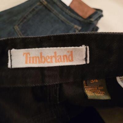 Lot 1104: (2) Men's Jeans
