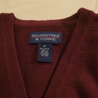 Lot 1110: Men's Vest lot