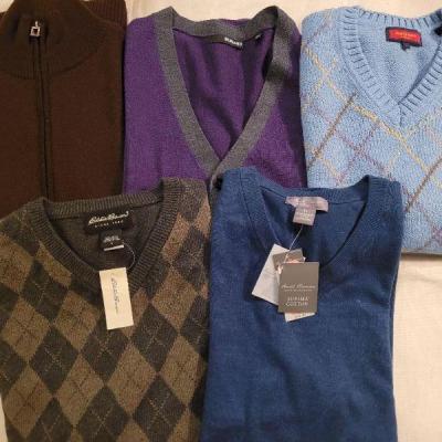 Lot 1115: (5) Men's Vests
