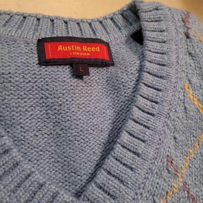 Lot 1115: (5) Men's Vests
