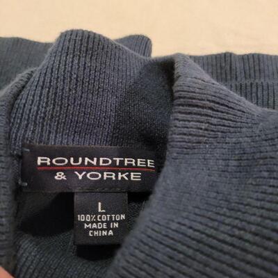 Lot 1116: Men's Sweater Lot