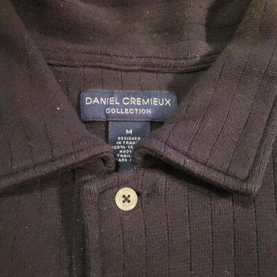 Lot 1118: Men's Shirts (2 short sleeve & 3 long)