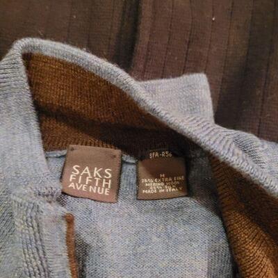 Lot 1118: Men's Shirts (2 short sleeve & 3 long)