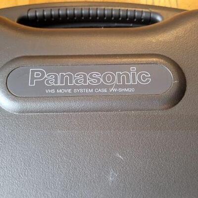 Lot 1126: UNTESTED Vintage PANASONIC AG-195 VHS Video Recorder w/ Hard Case 