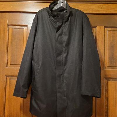 Lot 1133: Mac Mor Men's Coat