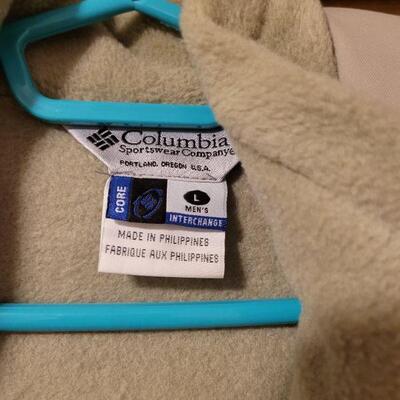 Lot 1134: Men's Columbia Coat