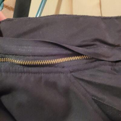 Lot 1135: Tommy Bahamas Men's Jacket