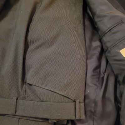 Lot 1138: Devred Men's Jacket and Dress Pants