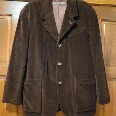 Lot 1143: Men's Corduroy Jacket