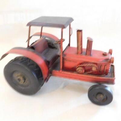 Metal Art Model Tractor 10