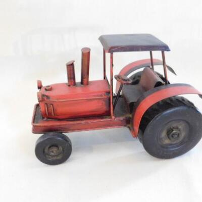 Metal Art Model Tractor 10