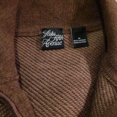 Lot 1147: (2) Men's Sweaters