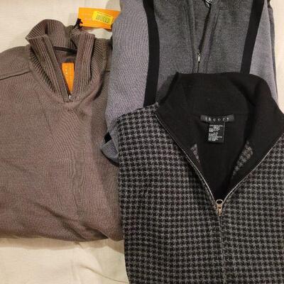 Lot 1148: (3) Men's Sweaters