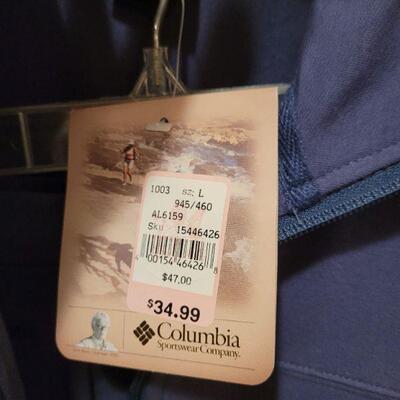 Lot 1159: Ladies Columbia Outfit 
