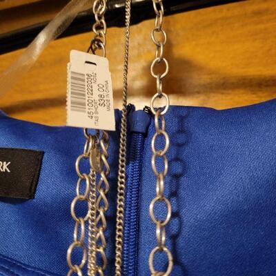 Lot 1160: New - Jones New York Dress and New Necklace to match