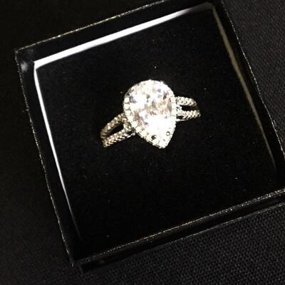 Vintage .925 Sterling Silver Ring with 4 carat CZ. Size 8