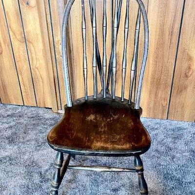 LOT 166 ANTIQUE WINDSOR BACK SIDE CHAIR 