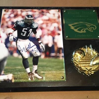 WILLIAM THOMAS Signed Philadelphia Eagles Plaque 15 x 12â€