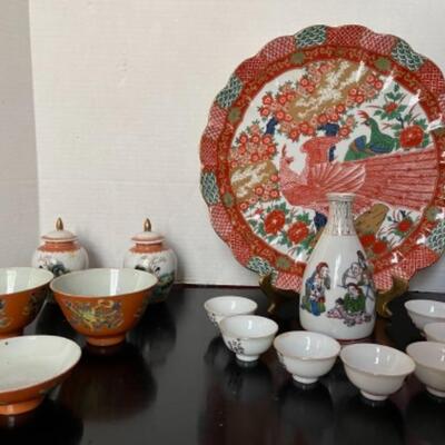 A238 Lot of Asian Style Porcelain Dishes 