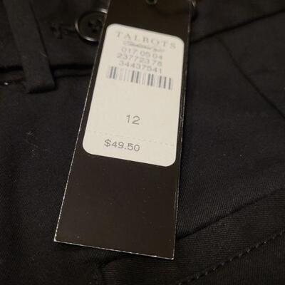 Lot 1163: (2) NEW Ladies Talbot Shorts