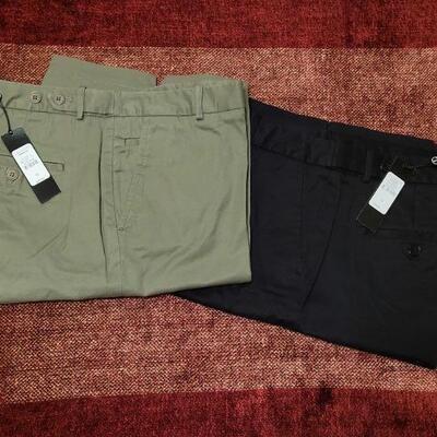 Lot 1163: (2) NEW Ladies Talbot Shorts
