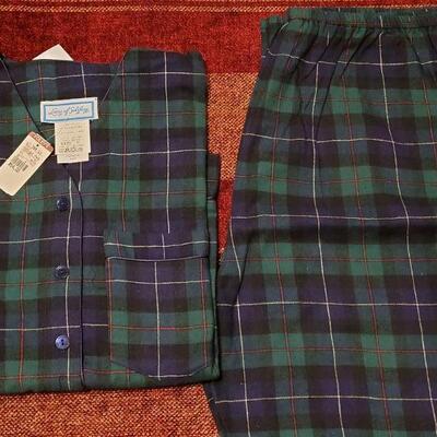 Lot 1175: New Plaid Flannel Pjs