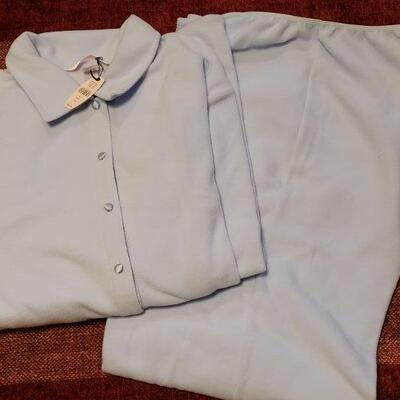 Lot 1182: New Victoria's Secret Pjs
